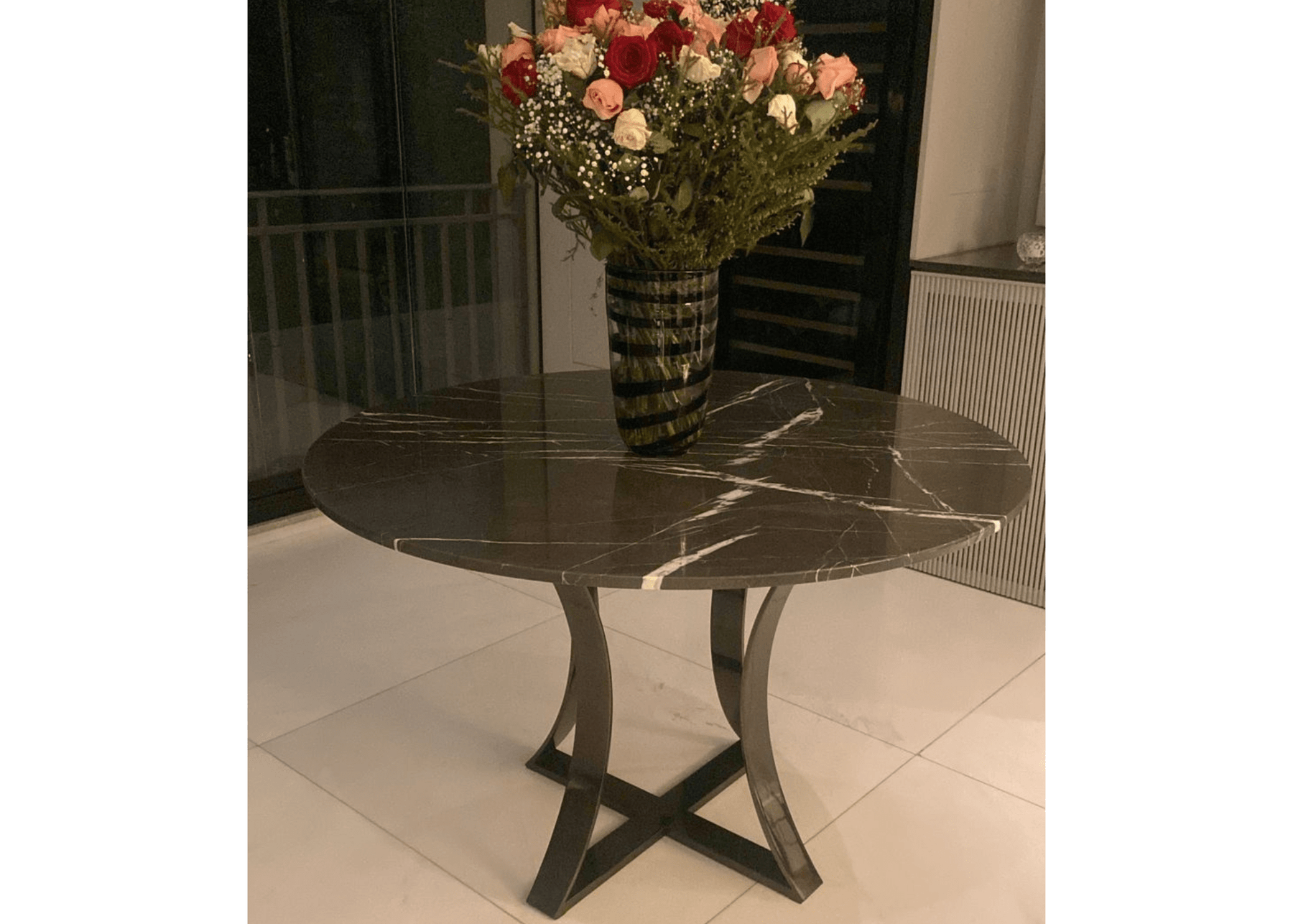 Mesa De Jantar Redonda Amabylle