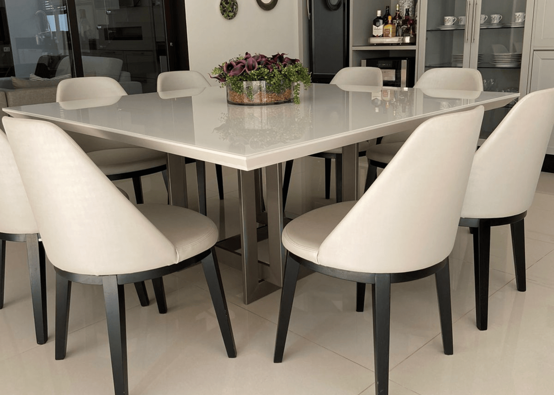Mesa de Jantar Quadrada Girassol