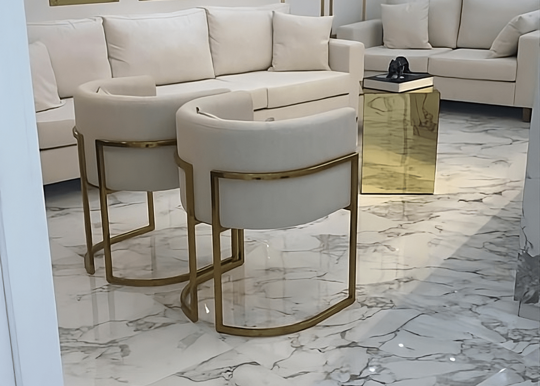 Conjunto de Jantar Mesa Eldorado e 06 Poltronas Eldorado