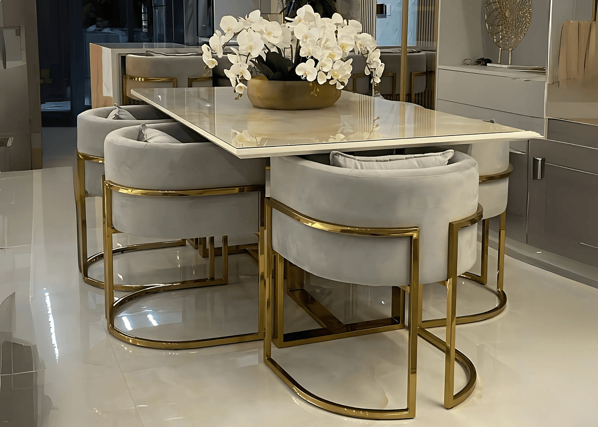 Conjunto de Jantar Mesa Eldorado e 06 Poltronas Eldorado