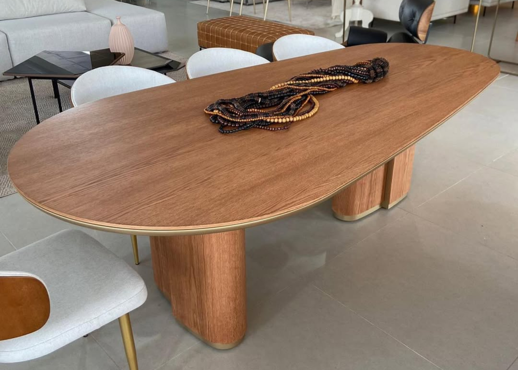 Mesa de Jantar Orgânica Valence